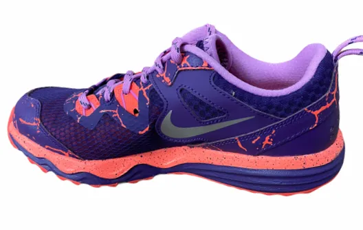 Nike Girls Running Shoe Dual Fusion Trail Lava GS 807623 500 Purple